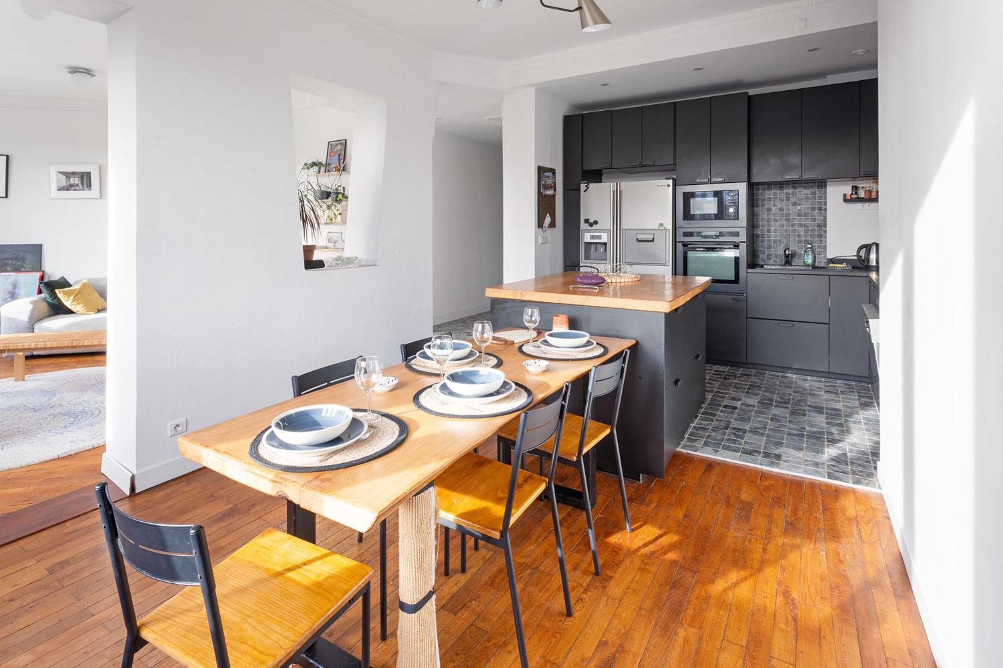 Le Lu - Confortable, & Spacieux Apartment